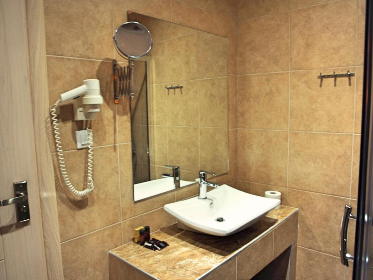 Fanari Hotel מראה חיצוני תמונה
